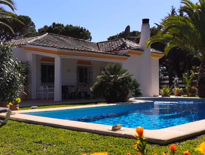 Villa Alondra mit privatem Swimmingpool in Roche